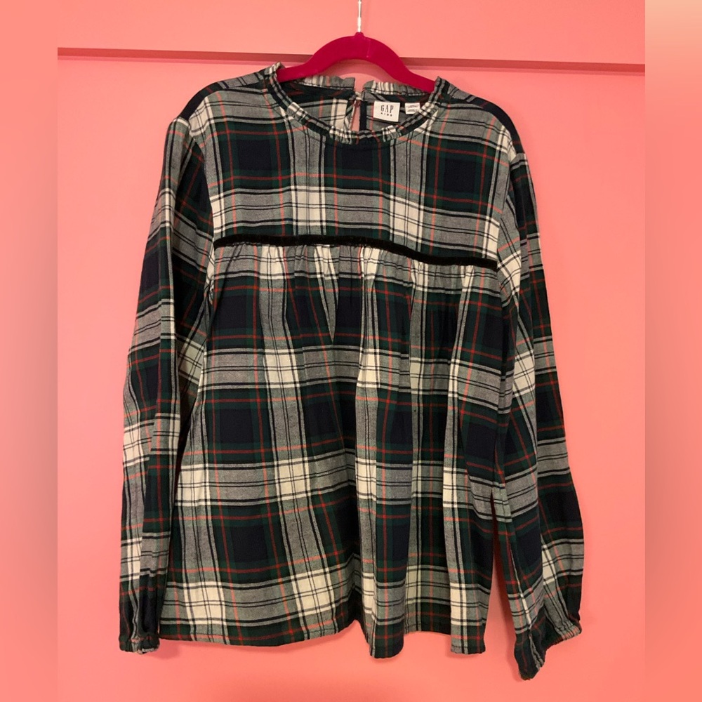 GAP Kids LS Shirt, Size XXL (14-16) Like New, Has been worn Twice